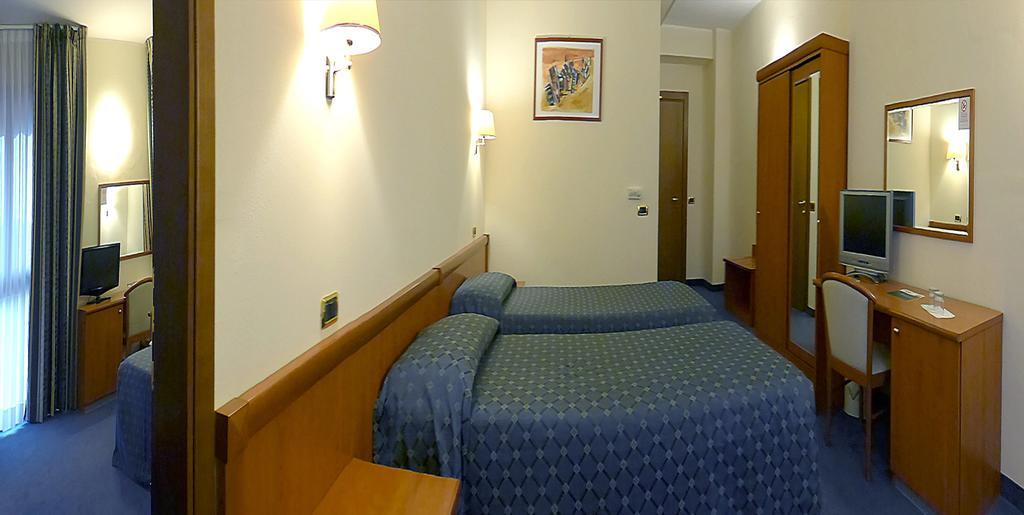 Valdenza Hotel Campegine Zewnętrze zdjęcie