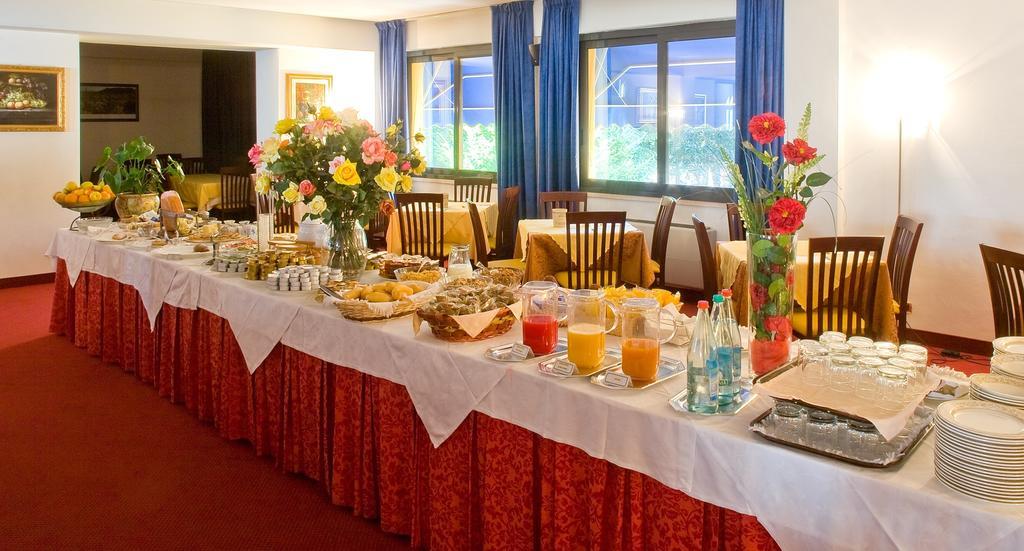 Valdenza Hotel Campegine Zewnętrze zdjęcie